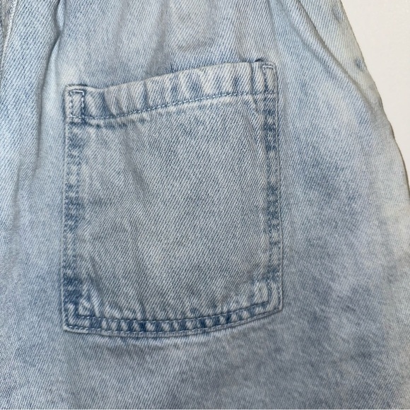 Zara Light Wash Denim Paper Bag Shorts size 2 - Picture 9 of 10